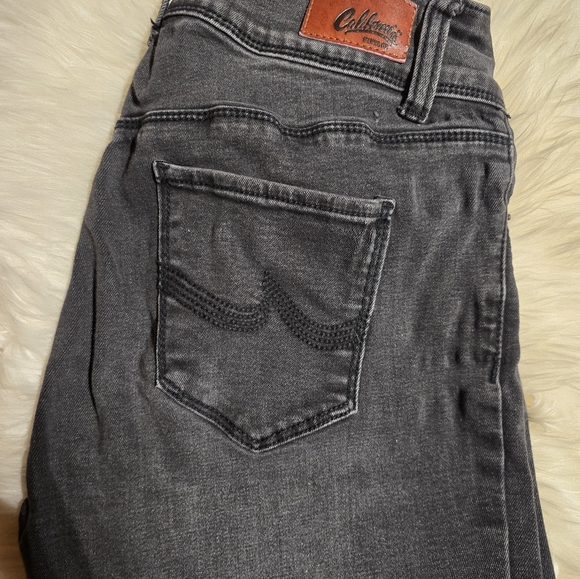 Black cropped jeans - Picture 10 of 12